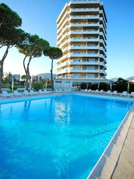 Hotel Torre Del Sole 4*